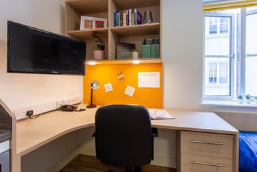 1 bed studio, Lower North Street, City Centre, Exeter, EX43EU - Image 6